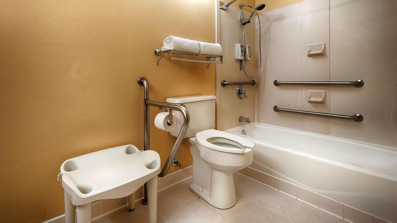 Bryson Inn Mount Airy Esterno foto