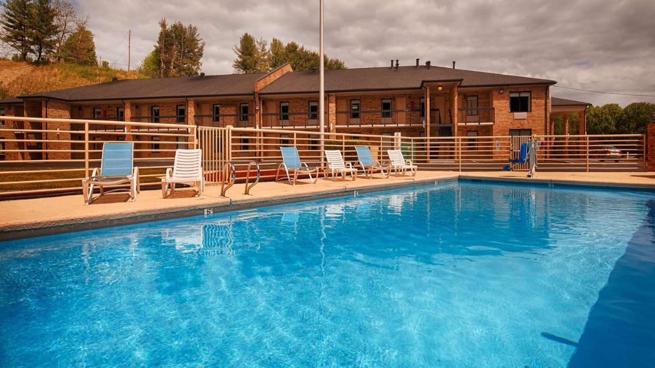 Bryson Inn Mount Airy Esterno foto